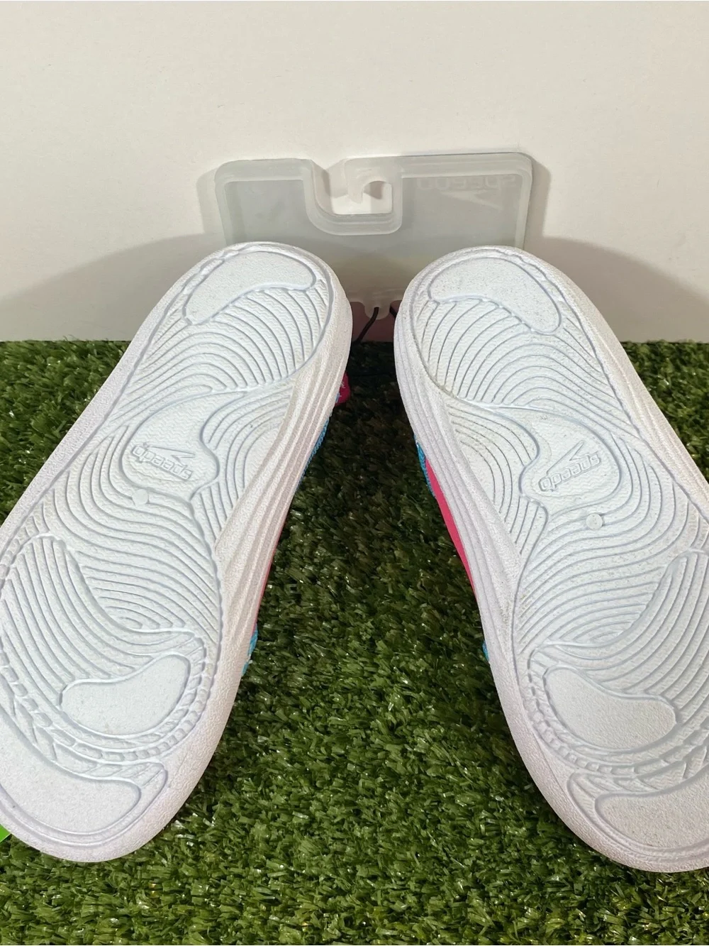 Speedo Mary Jane Water Shoes Kid's Size Girls Med (7-8) Pink Blue Summer Pool